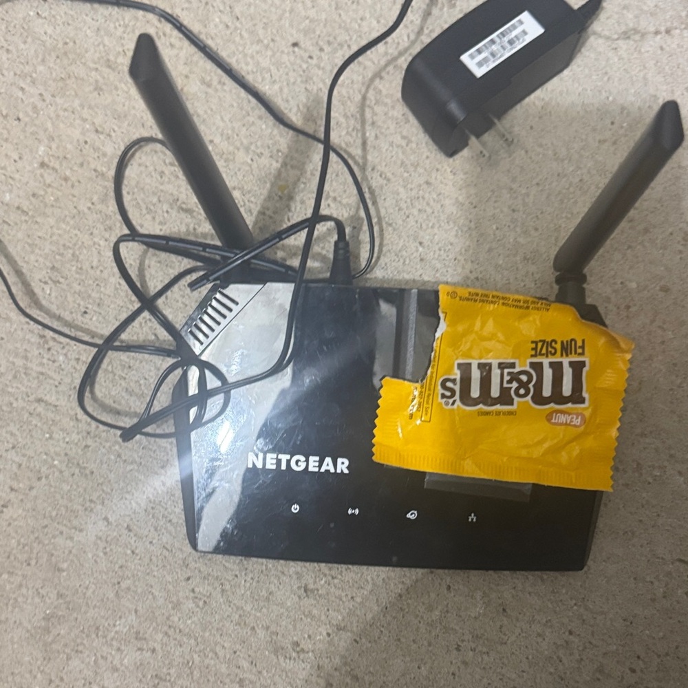 NETGEAR Black Wireless Router with Dual External Antennas